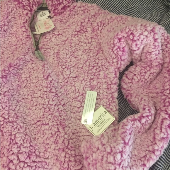 * SOLD * Iced fuschia Sherpa pullover - Picture 4 of 5